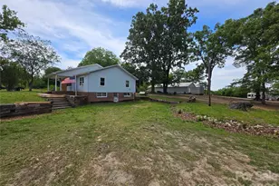 1127 N Mountain St, Blacksburg, SC 29702 - Photo 8
