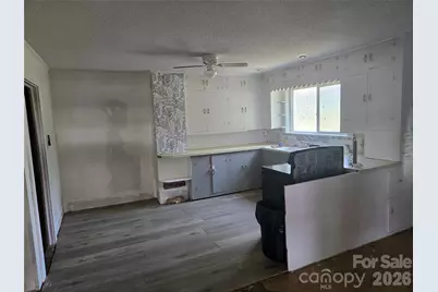 1127 N Mountain Street, Blacksburg, SC 29702 - Photo 36