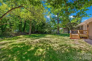2111 Shalimar Dr, Charlotte, NC 28216 - Photo 26