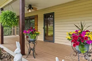4013 Carlton Dr, Claremont, NC 28610 - Photo 4