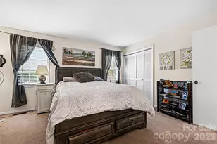 8030 Regent Park Ln, Charlotte, NC 28210 - Photo 20
