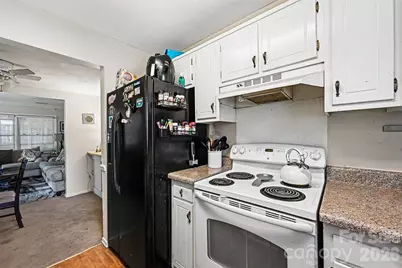 8030 Regent Park Lane, Charlotte, NC 28210 - Photo 14