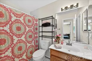 9200 Royal Highlands Ct, Charlotte, NC 28277 - Photo 36