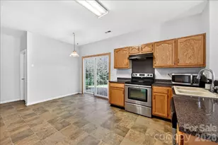 9200 Royal Highlands Ct, Charlotte, NC 28277 - Photo 20