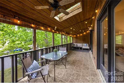 205 N Scarlet Oak Lane, Hendersonville, NC 28791 - Photo 4