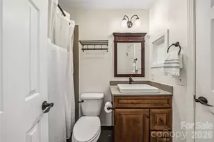 205 N Scarlet Oak Ln, Hendersonville, NC 28791 - Photo 36