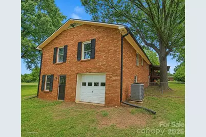 752 Hephzibah Church Road, Crouse, NC 28033 - Photo 2