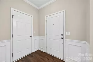 2053 Pine Siskin Ct, Fort Mill, SC 29707 - Photo 2