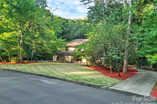 6512 Carmel Hills Dr, Charlotte, NC 28226 - Photo 2
