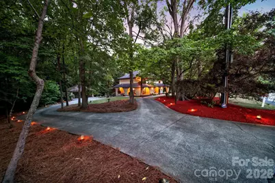 6512 Carmel Hills Drive, Charlotte, NC 28226 - Photo 4
