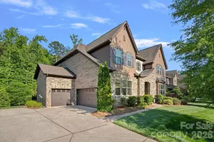 109 Eden Hollow Ln, Matthews, NC 28104 - Photo 2