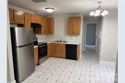 1925 Crestmont Avenue, Kannapolis, NC 28081 - Photo 4