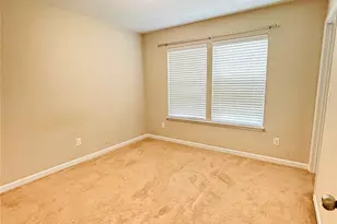 9704 Hanberry Blvd, Charlotte, NC 28213 - Photo 4