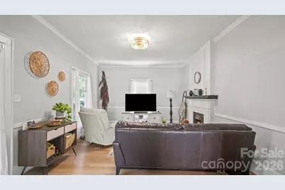 413 W 5th Avenue, Gastonia, NC 28052 - Photo 6