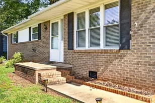 1771 24th Ave Ct NE, Hickory, NC 28601 - Photo 4