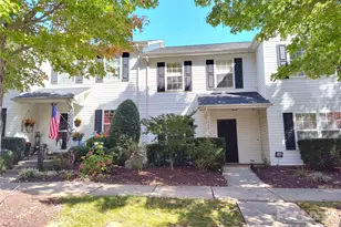 17664 Caldwell Track Dr, Cornelius, NC 28031 - Photo 2