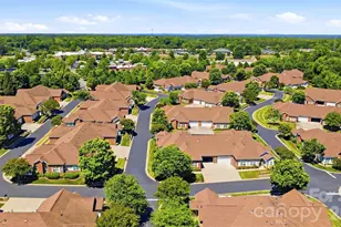 2118 N Castle Ct, Matthews, NC 28105 - Photo 34