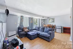 9501 Shannon Green Dr, Charlotte, NC 28213 - Photo 8