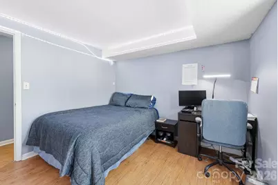 9501 Shannon Green Drive, Charlotte, NC 28213 - Photo 14