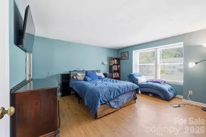 9501 Shannon Green Drive, Charlotte, NC 28213 - Photo 18