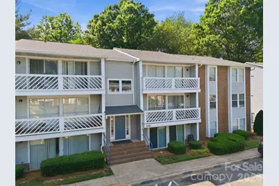 9501 Shannon Green Drive, Charlotte, NC 28213 - Photo 2