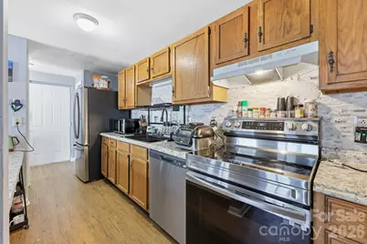 9501 Shannon Green Drive, Charlotte, NC 28213 - Photo 12