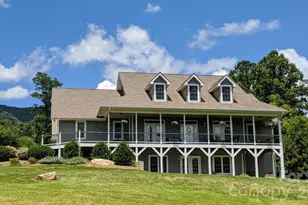 96 Buckeye Branch Dr, Clyde, NC 28721 - Photo 2