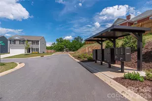 8 Madelyn Dr, Clyde, NC 28721 - Photo 1