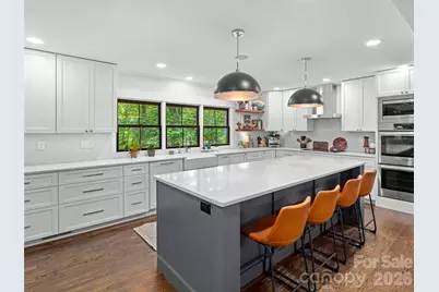 1130 New Castle Court, Asheville, NC 28803 - Photo 2