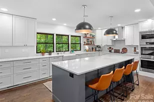 1130 New Castle Ct, Asheville, NC 28803 - Photo 6