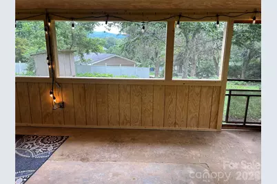 28 S College Street, Weaverville, NC 28787 - Photo 32