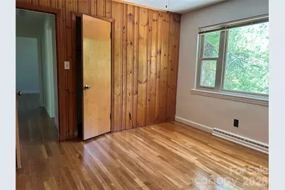 28 S College Street, Weaverville, NC 28787 - Photo 20