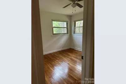 28 S College Street, Weaverville, NC 28787 - Photo 18