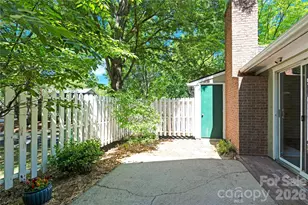 2734 Tiergarten Ln, Charlotte, NC 28210 - Photo 32