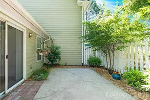 2734 Tiergarten Ln, Charlotte, NC 28210 - Photo 28