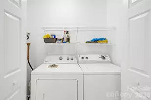 2734 Tiergarten Ln, Charlotte, NC 28210 - Photo 6