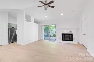 2734 Tiergarten Ln, Charlotte, NC 28210 - Photo 4