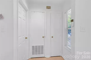 2734 Tiergarten Ln, Charlotte, NC 28210 - Photo 14