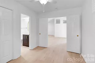 2734 Tiergarten Ln, Charlotte, NC 28210 - Photo 24