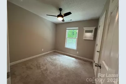 431 Kingville Drive, Charlotte, NC 28213 - Photo 6