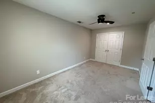431 Kingville Dr, Charlotte, NC 28213 - Photo 8