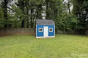 431 Kingville Dr, Charlotte, NC 28213 - Photo 16