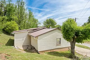 160 Cooper St, Canton, NC 28716 - Photo 20