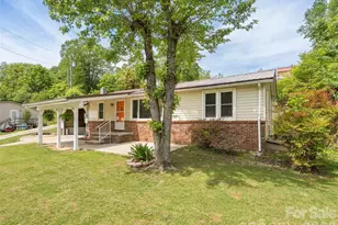 160 Cooper St, Canton, NC 28716 - Photo 1