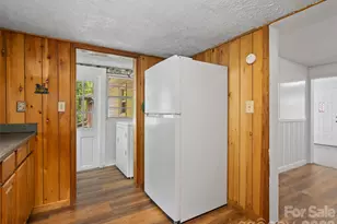 160 Cooper St, Canton, NC 28716 - Photo 8