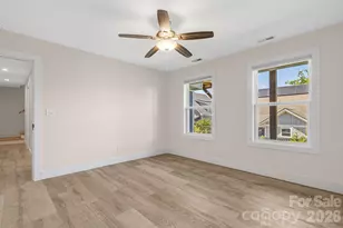 215 Oak Mdw Ln, Asheville, NC 28804 - Photo 18