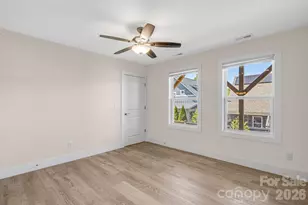215 Oak Mdw Ln, Asheville, NC 28804 - Photo 20