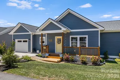 215 Oak Meadow Lane, Asheville, NC 28804 - Photo 2