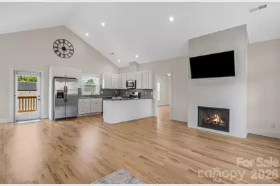 215 Oak Meadow Lane, Asheville, NC 28804 - Photo 2