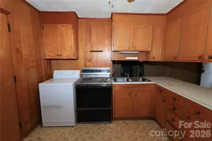 630 Dallas Spencer Mountain Rd, Dallas, NC 28034 - Photo 4